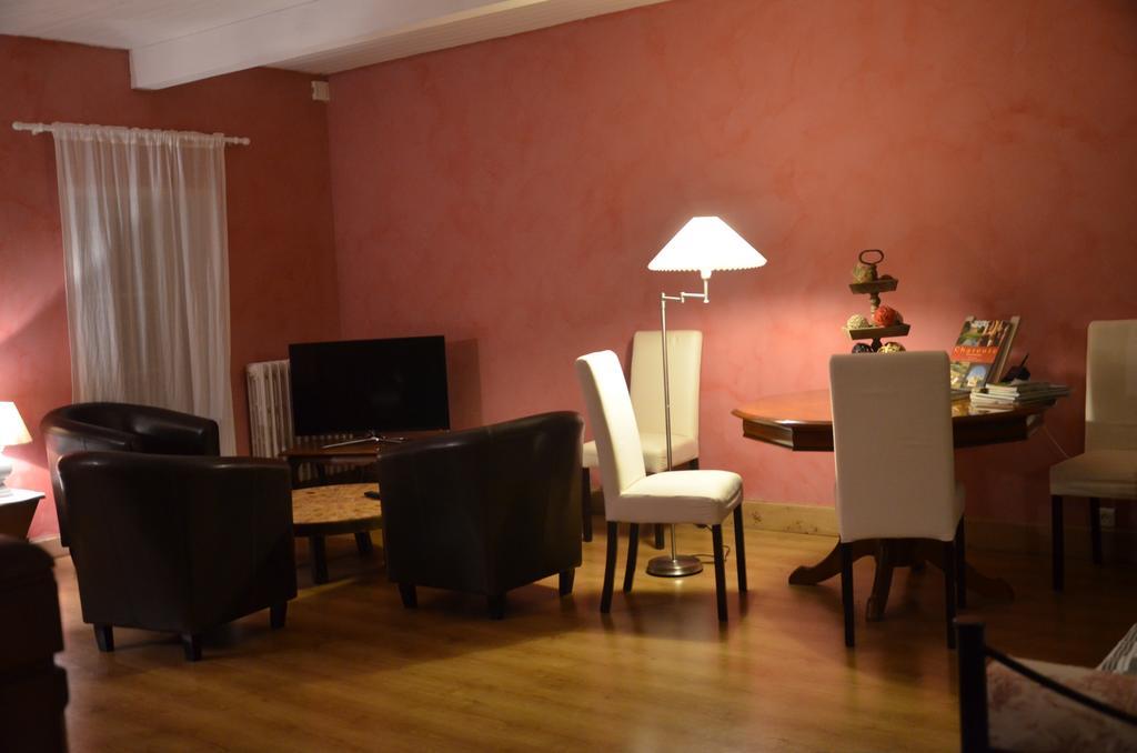 La Closerie Bed & Breakfast Nercillac Exterior photo